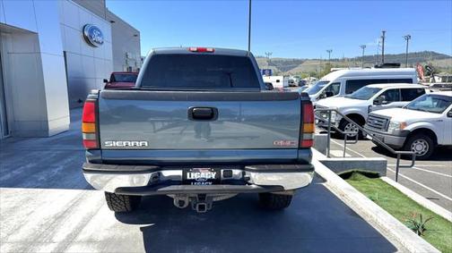 2006 GMC Sierra 1500 SL Crew Cab