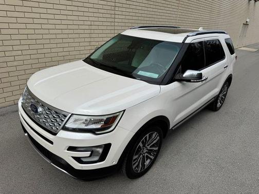 2017 Ford Explorer Platinum