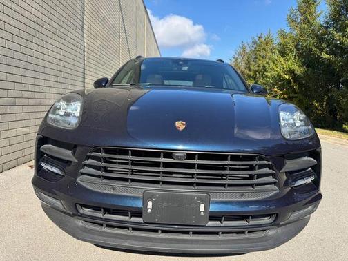 2021 Porsche Macan Base