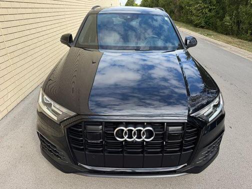 2021 Audi Q7 55 Premium Plus