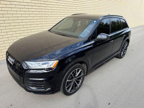 2021 Audi Q7 55 Premium Plus