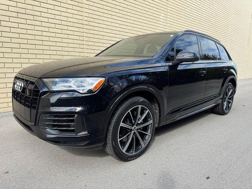 2021 Audi Q7 55 Premium Plus
