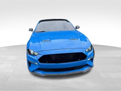 Grabber Blue 2022 Ford Mustang GT