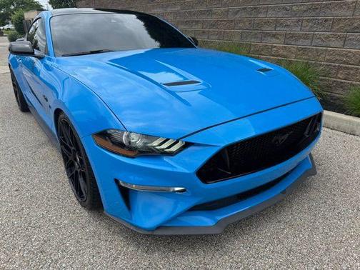 Grabber Blue 2022 Ford Mustang GT