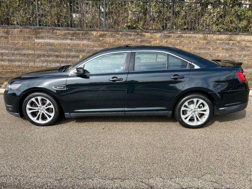 2014 Ford Taurus SHO