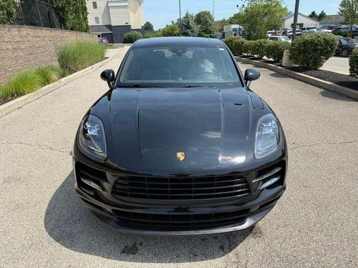 2021 Porsche Macan Base