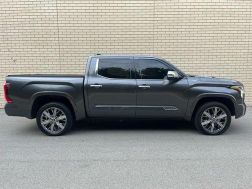 2023 Toyota Tundra Hybrid Capstone