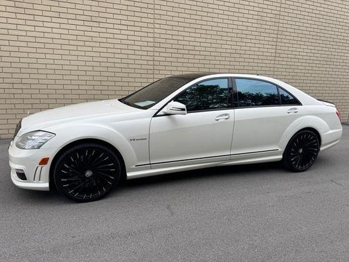 2011 Mercedes-Benz S-Class S 63 AMG