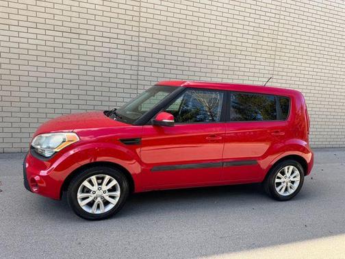 2013 Kia Soul +