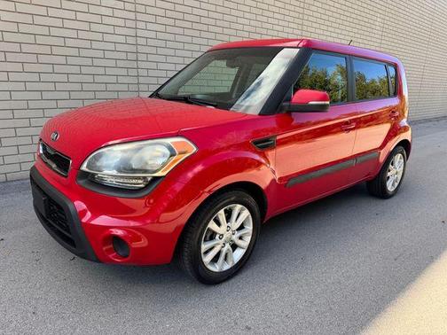 2013 Kia Soul +