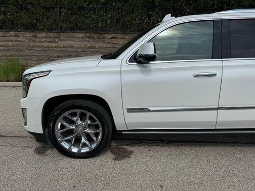 2017 Cadillac Escalade ESV Platinum