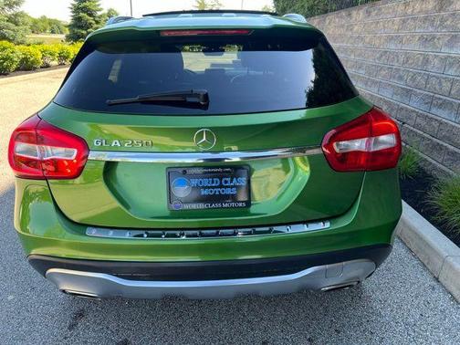 Kryptonite Green 2018 Mercedes-Benz GLA 250 Base