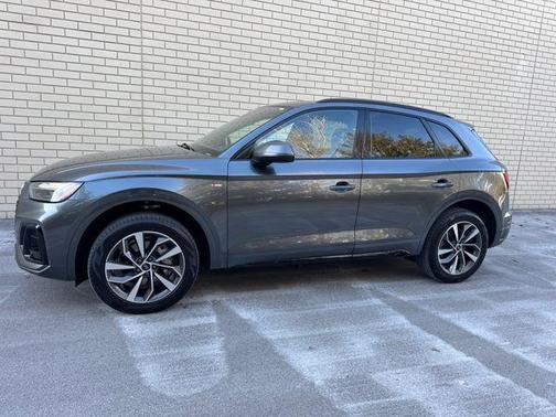 2024 Audi Q5 45 S line quattro Premium