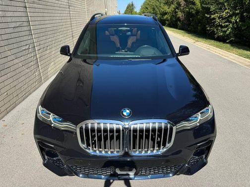 2019 BMW X7 xDrive50i