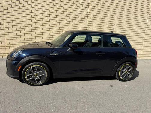 2022 MINI SE Hardtop Cooper