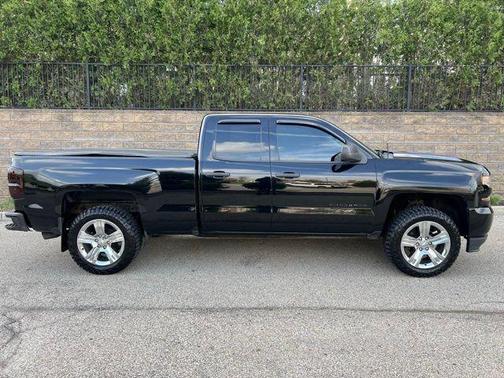 2017 Chevrolet Silverado 1500 Custom