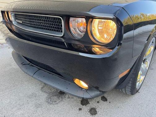 2012 Dodge Challenger SXT