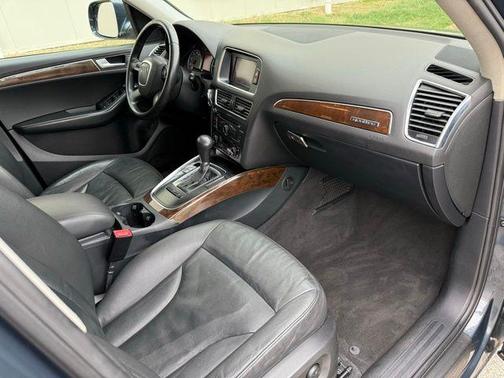 2011 Audi Q5 2.0T Premium