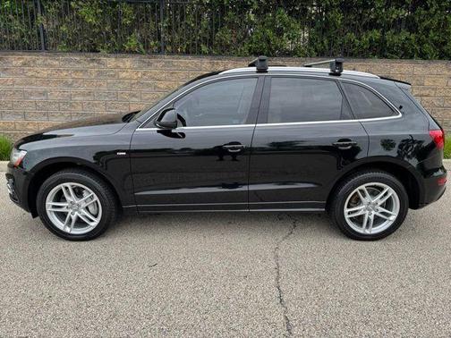 Black 2014 Audi Q5 3.0T Premium Plus quattro