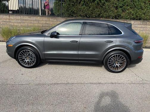 2021 Porsche Cayenne Base