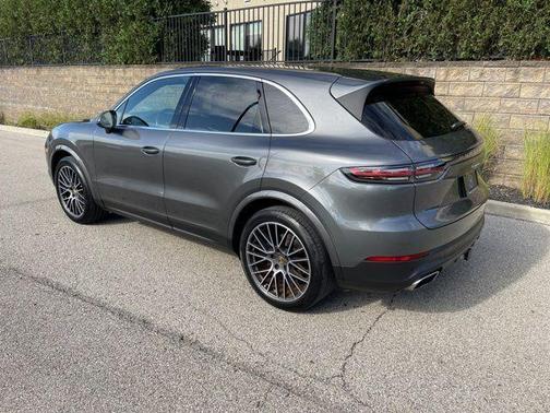 2021 Porsche Cayenne Base