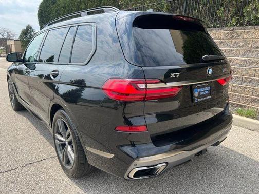 Black Sapphire Metallic 2020 BMW X7 M50i