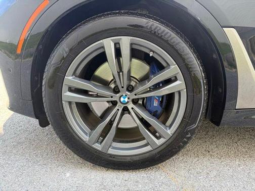 2020 BMW X7 M50i