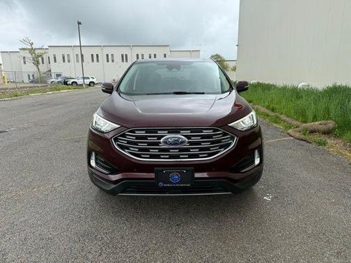2021 Ford Edge Titanium