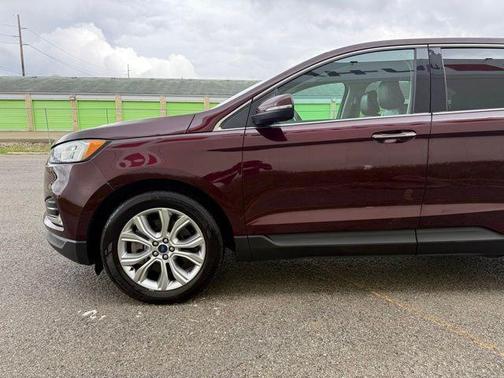 2021 Ford Edge Titanium