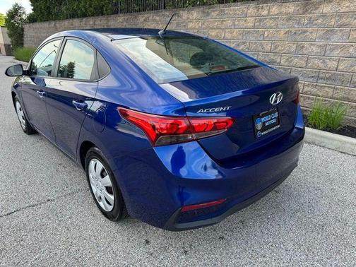 Admiral Blue Pearl 2021 Hyundai Accent SE