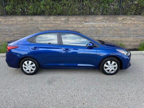 Admiral Blue Pearl 2021 Hyundai Accent SE