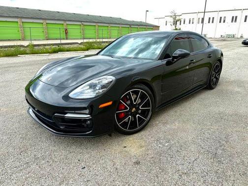 2019 Porsche Panamera GTS