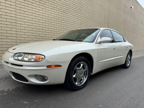 2003 Oldsmobile Aurora 4.0