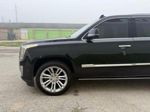 2020 Cadillac Escalade Premium Luxury