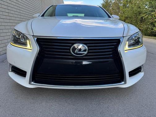2017 Lexus LS 460 Base