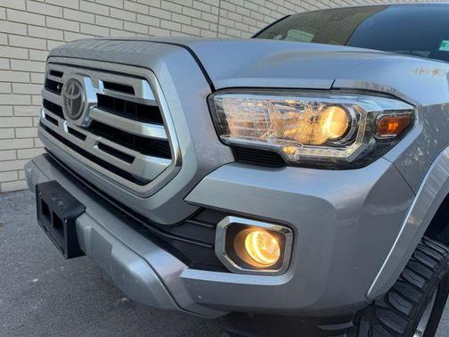 2019 Toyota Tacoma Limited