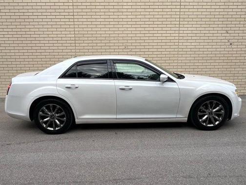 2014 Chrysler 300 S