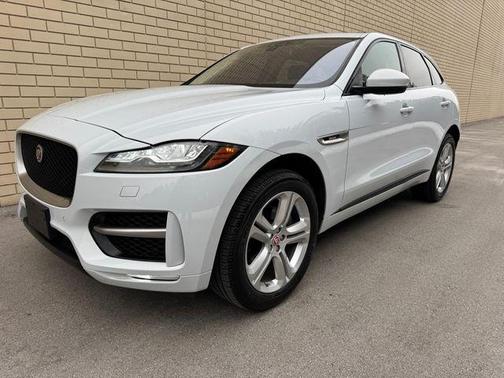 2017 Jaguar F-PACE 35t R-Sport
