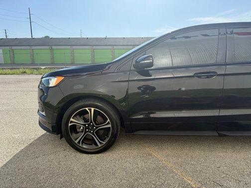 2019 Ford Edge ST