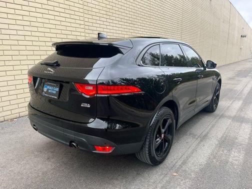 2019 Jaguar F-PACE 25t Premium