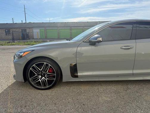 2022 Kia Stinger GT2