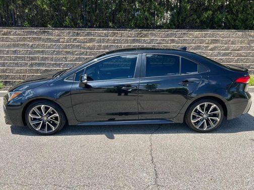 Black Sand Pearl 2022 Toyota Corolla SE