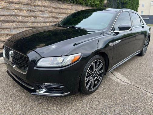 Diamond Black 2017 Lincoln Continental Reserve