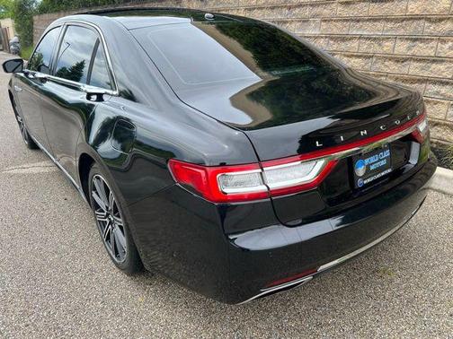 Diamond Black 2017 Lincoln Continental Reserve