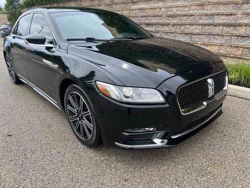 Diamond Black 2017 Lincoln Continental Reserve