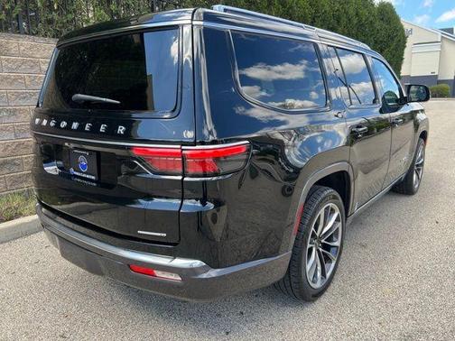 2022 Jeep Wagoneer Series III