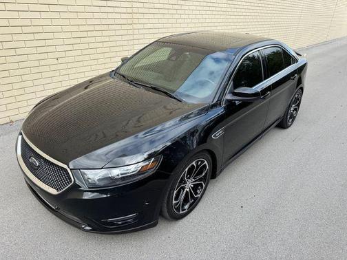 2013 Ford Taurus SHO