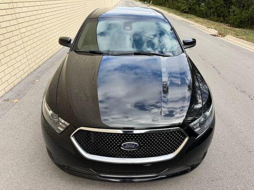 2013 Ford Taurus SHO