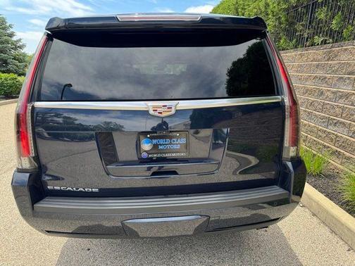 Dark Adriatic Blue Metallic 2018 Cadillac Escalade ESV Platinum