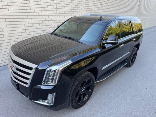 2017 Cadillac Escalade Luxury